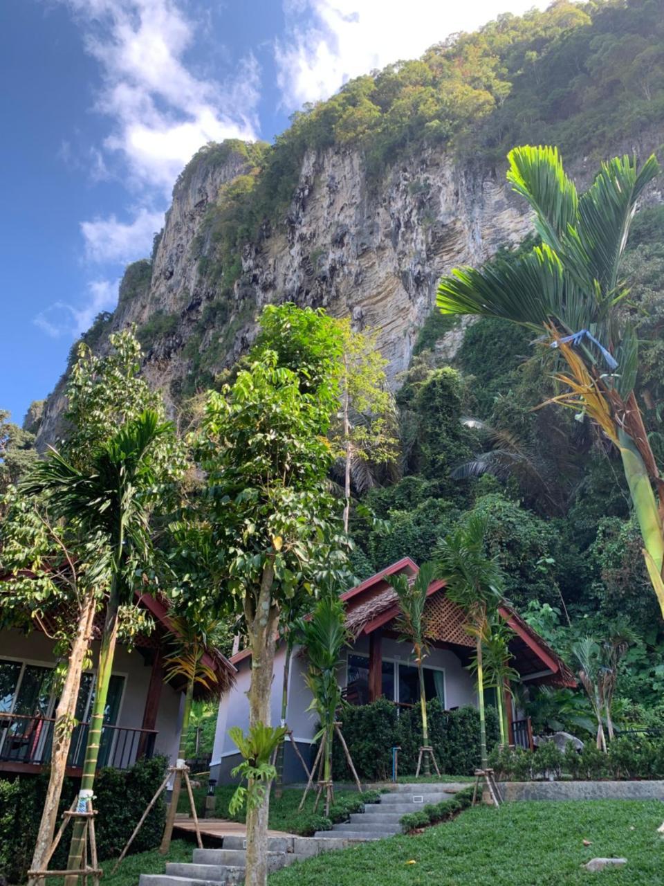 Vipa Tropical Resort Ao Nang Exterior photo